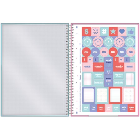 Foto ilustrativa Caderno Universitário Ever