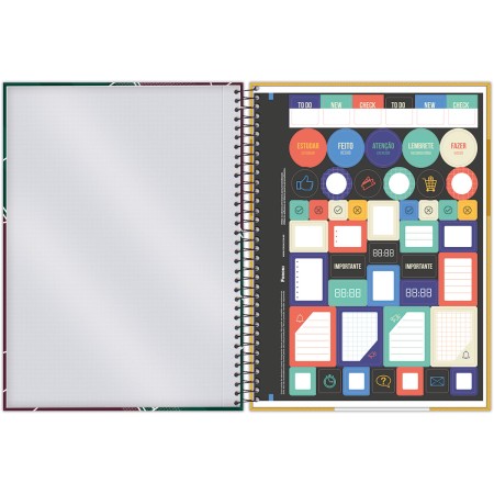 Foto ilustrativa Caderno Universitário Soccer Co.